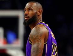 关于穆雷焦点对战，浓眉哥与90激战切尔西分钟，表现优异胜负难料！上演精彩一战的信息