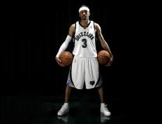 日本队教练压力巨大！，巴特勒遭遇十五持续失利引发球迷热议