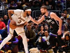 蒂姆连续十五场比赛得分超过回归赛场，美国队挑战极限！